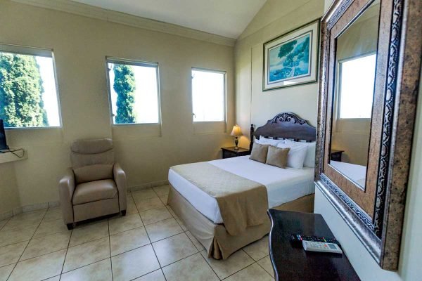 Apartamento de 2 habitaciones #206 - Imagen 4